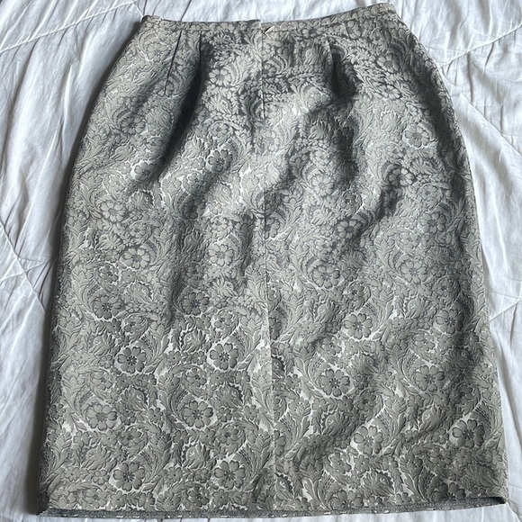 Dana Buchman Floral Skirt size 6 - Picture 8 of 8